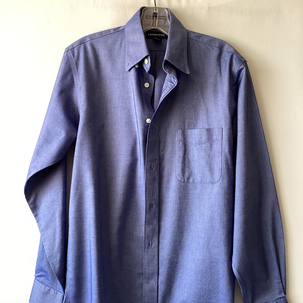 Land’s End long sleeve supima no iron Oxford button down shirt.